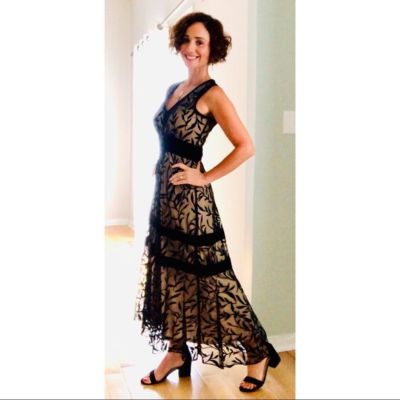 Meet your Posher, Dani Nicole 🖤🎹🌹 - Picture 8 of 15